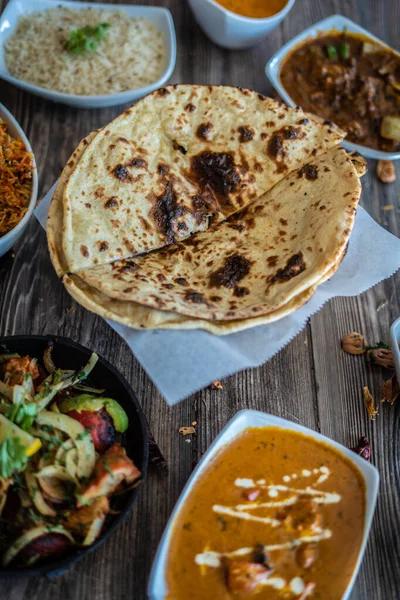 depositphotos_441812942-stock-photo-yummy-healthy-tandoori-bread-indian